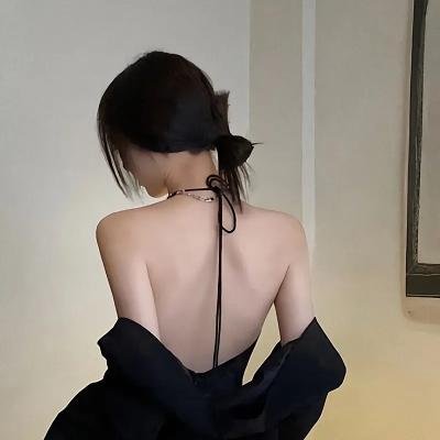 蝴蝶不说话